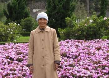 Sư cô Thích Nữ Liên Tâm (2011)