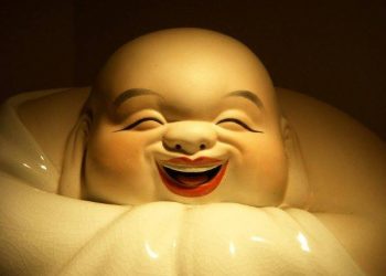 LÀM THẾ NÀO ĐỂ LUÔN NỞ NỤ CƯỜI HOAN HỶ ?