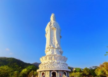Avalokiteśvara trong những bản dịch Hán ngữ sơ kỳ