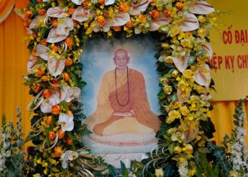 [Video Tư Liệu] Đức Đệ Nhất Pháp Chủ GHPG VN Hòa thượng Thích Đức Nhuận