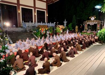 “KHÔNG THẦY ĐỐ MÀY LÀM NÊN”