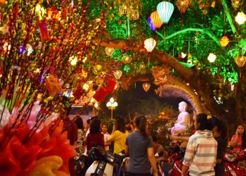 [Video] Hòa thượng Thích Lệ Trang chia sẻ về những tập tục Tết xưa, Tết nay & Ý nghĩa của việc dựng cây nêu ngày Tết