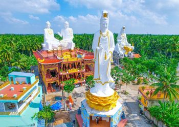 Kính lễ Đức Bồ Tát Quán Thế Âm | Kính tưởng niệm Khánh Vía Đức Bồ Tát Quan Thế Âm xuất gia 19/09 âl