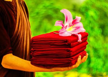 Tu sĩ có được phép kinh doanh, buôn bán?