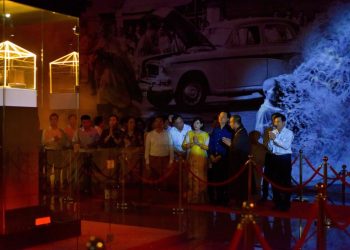 Phó Thủ tướng Mai Văn Chính đến Việt Nam Quốc Tự thăm Đức Pháp chủ, chiêm bái xá-lợi Bồ-tát Thích Quảng Đức